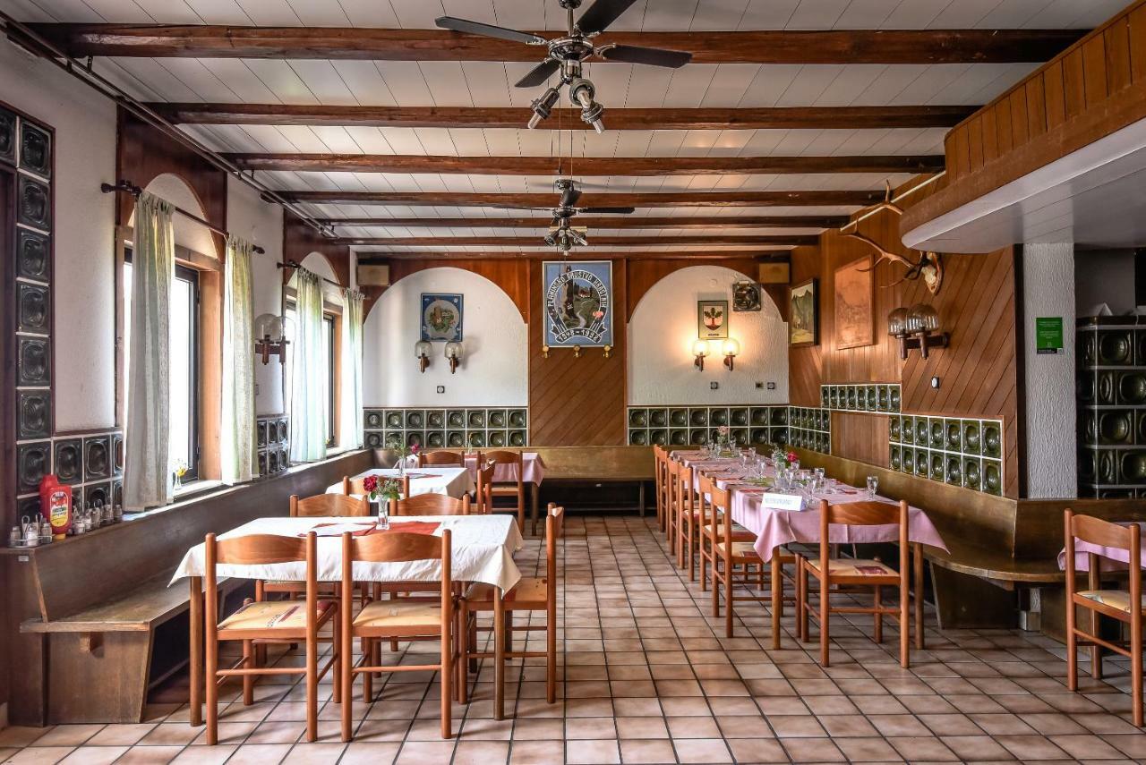 Planinski Dom Na Kalu Bed & Breakfast Dol pri Hrastniku ภายนอก รูปภาพ